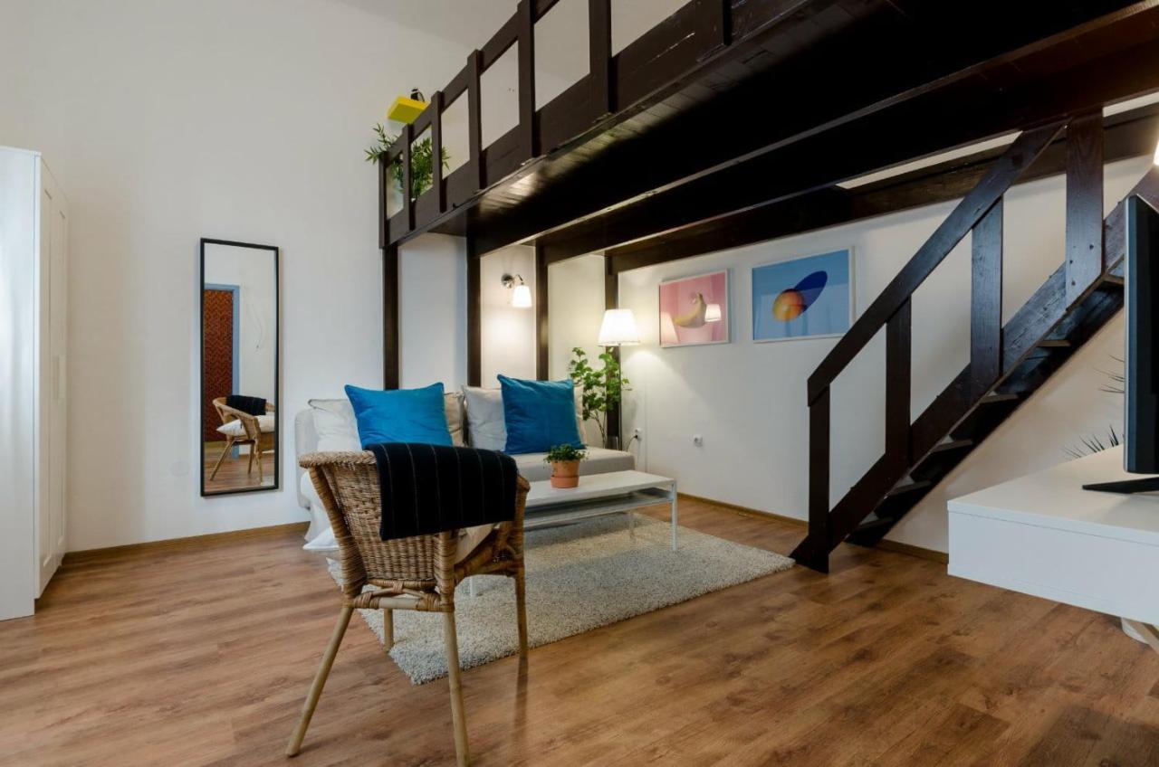 Apartament Quiet Cozy In Party Street E1 Budapesta